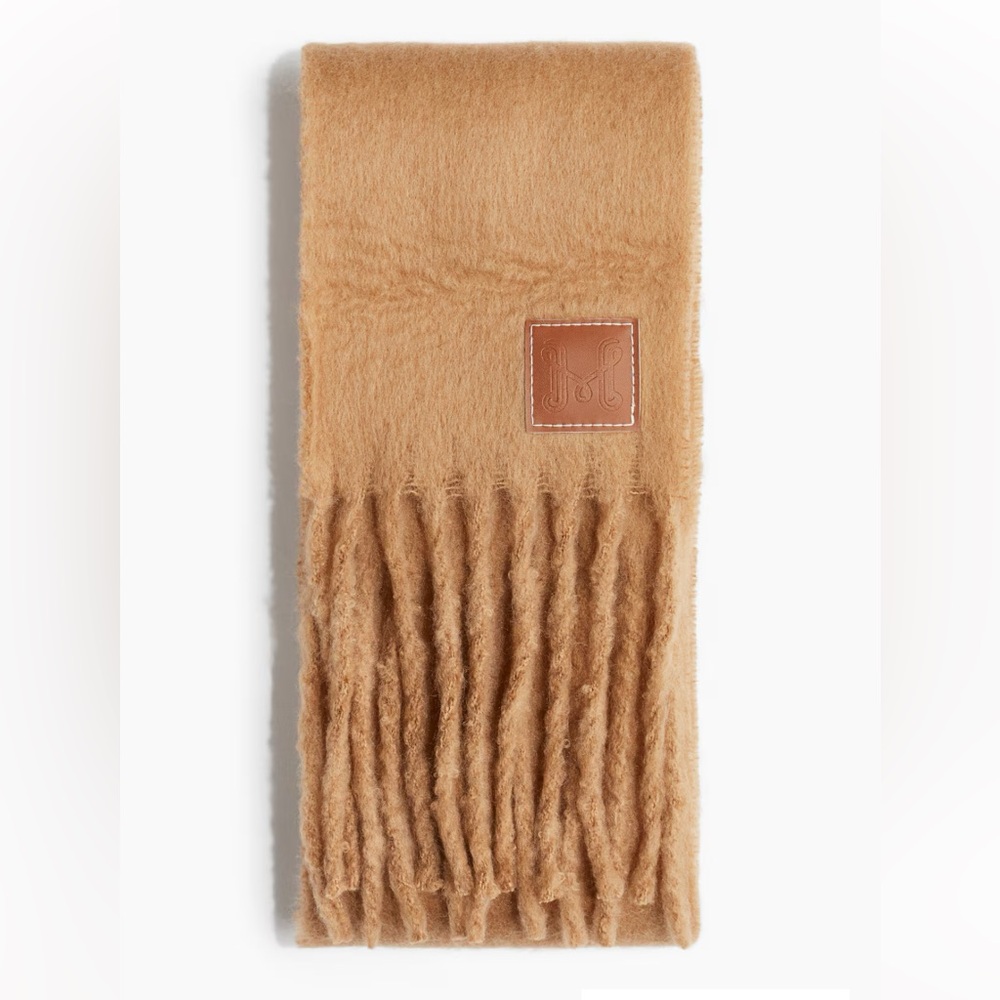 NWOT H&M fluffy Tan Fringed Scarf